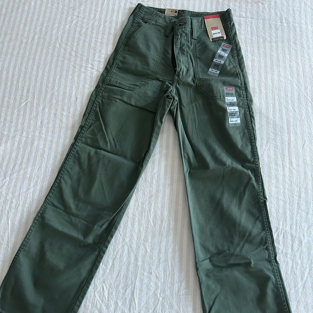 Levi size 26 pants. Purchased and never worn! Lost receipt so selling here :)